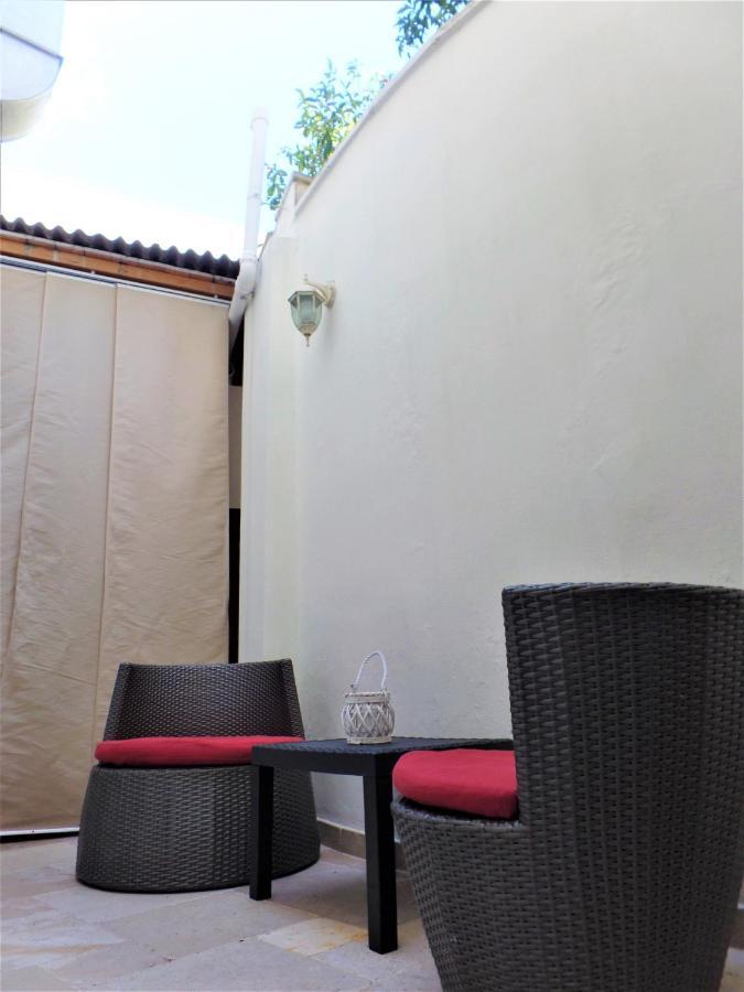 Regina Viarum Apartment, Historic City Centre Brindisi Luaran gambar