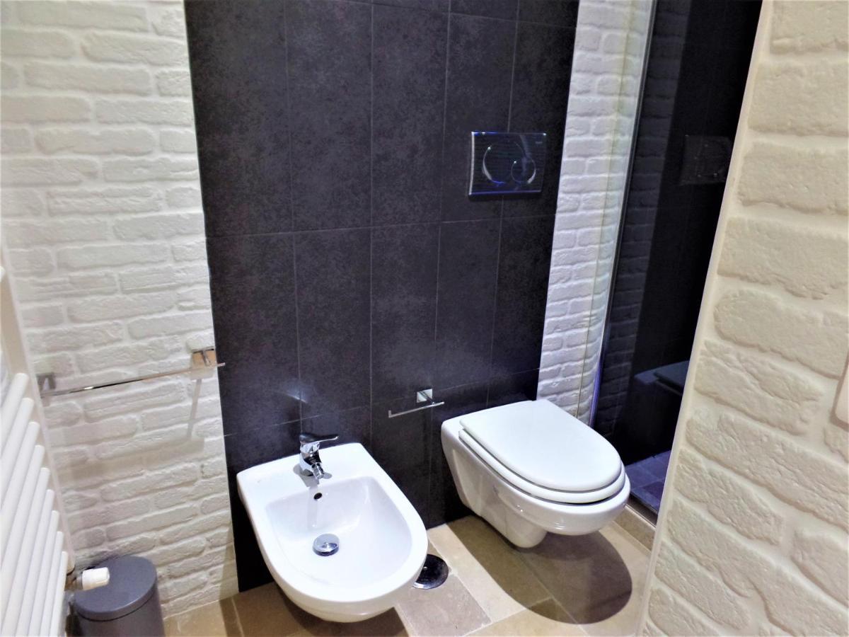 Regina Viarum Apartment, Historic City Centre Brindisi Luaran gambar