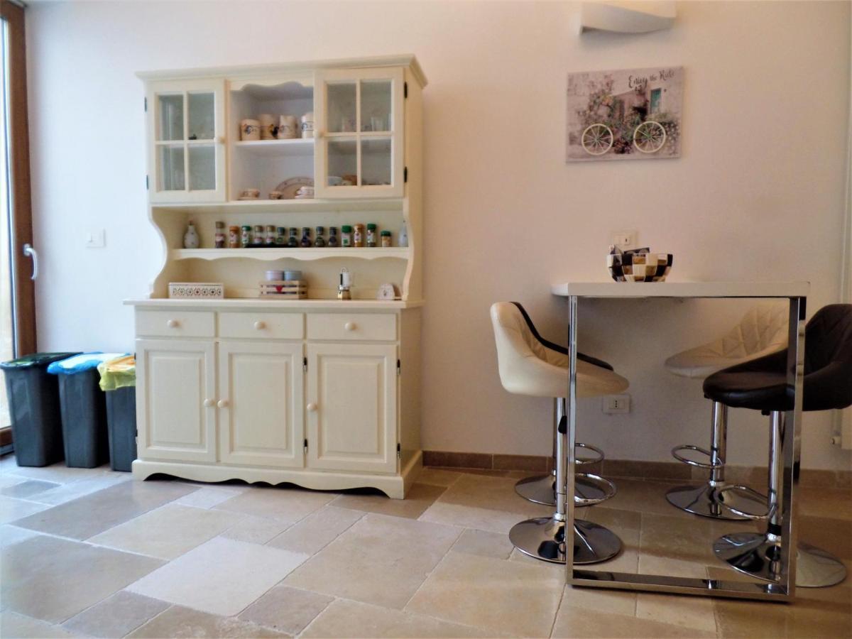 Regina Viarum Apartment, Historic City Centre Brindisi Luaran gambar