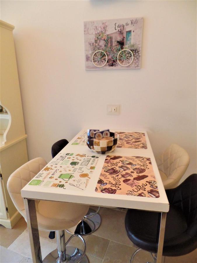 Regina Viarum Apartment, Historic City Centre Brindisi Luaran gambar