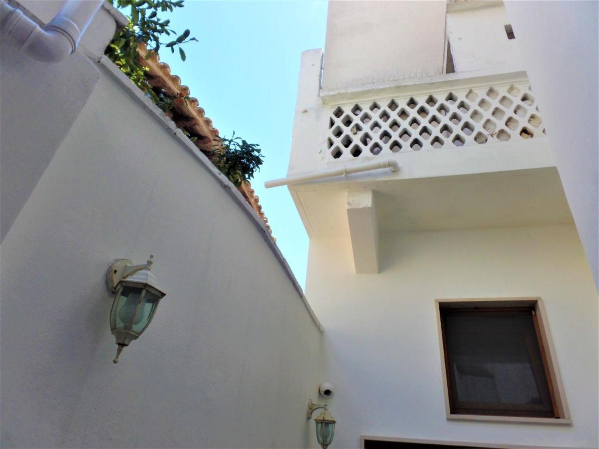 Regina Viarum Apartment, Historic City Centre Brindisi Luaran gambar