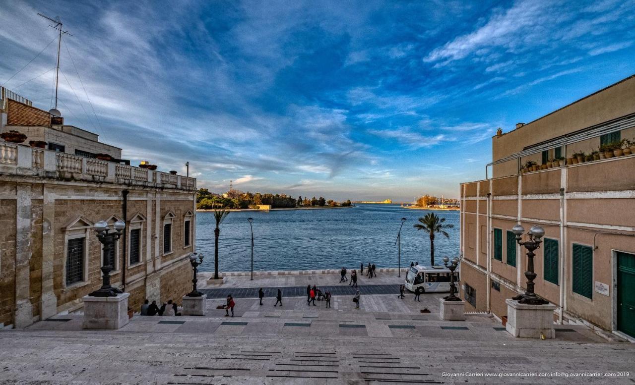Regina Viarum Apartment, Historic City Centre Brindisi Luaran gambar
