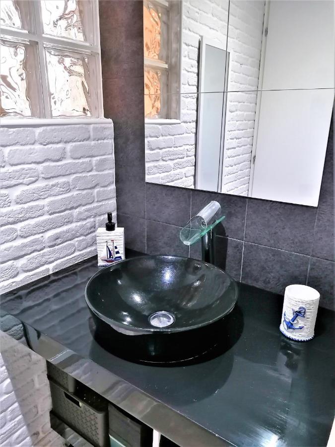 Regina Viarum Apartment, Historic City Centre Brindisi Luaran gambar